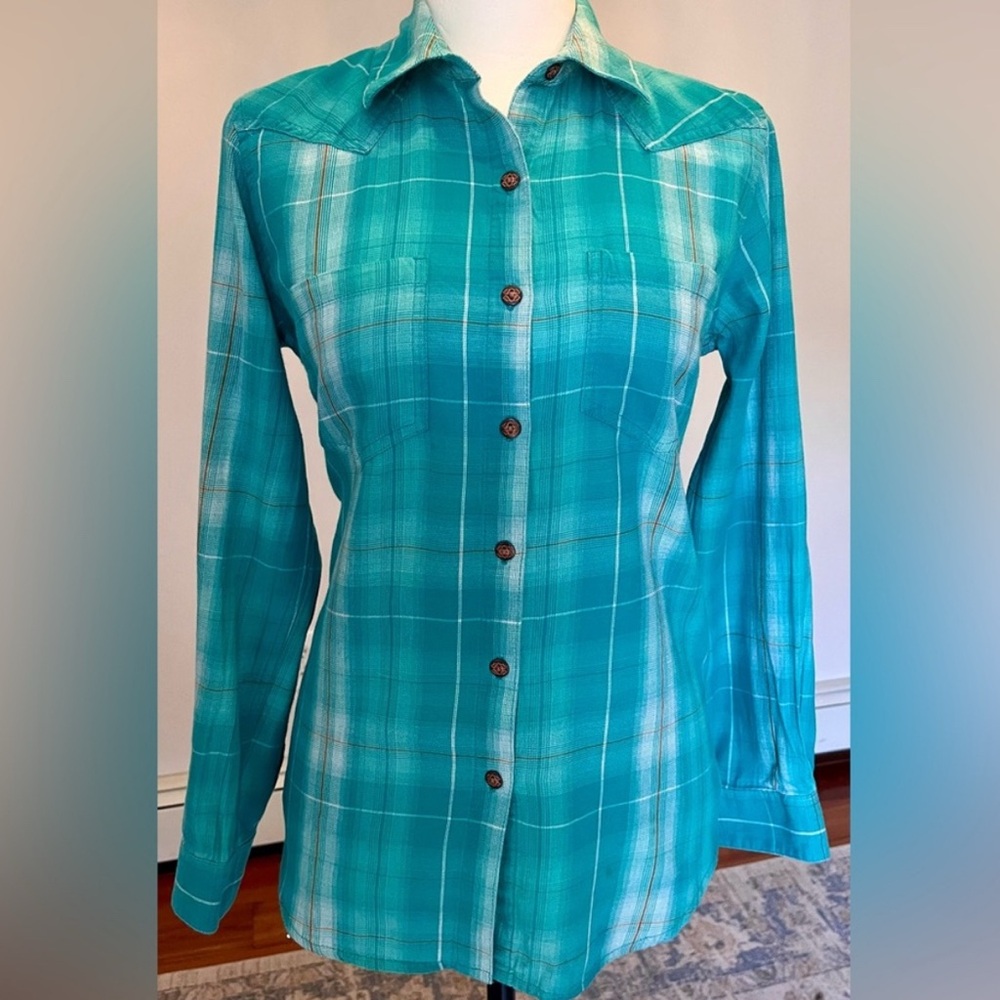 🚩 Ariat Women's Teal Plaid Button-Down Shirt.  Size:  Small